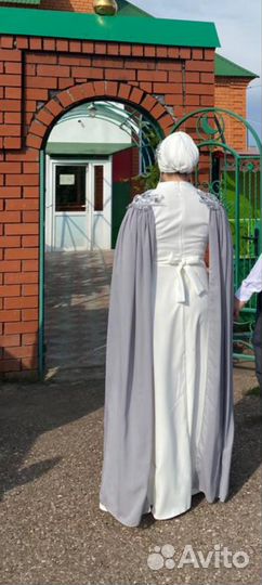 Платье на никах 46-48 размер