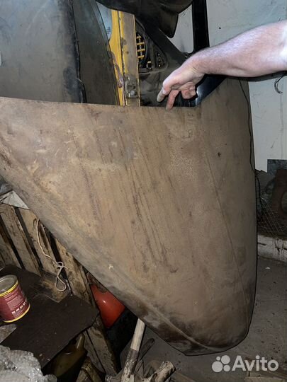 Капот Победа