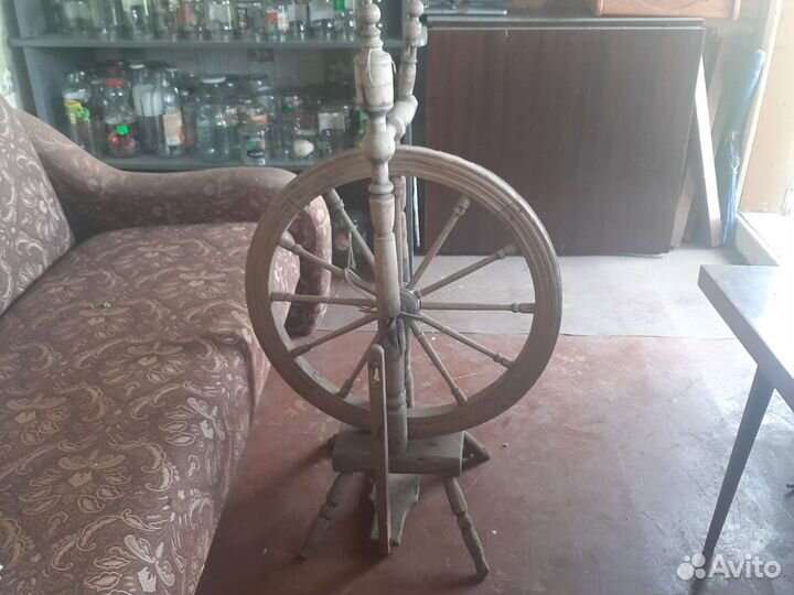 Прялка деревянная старинная