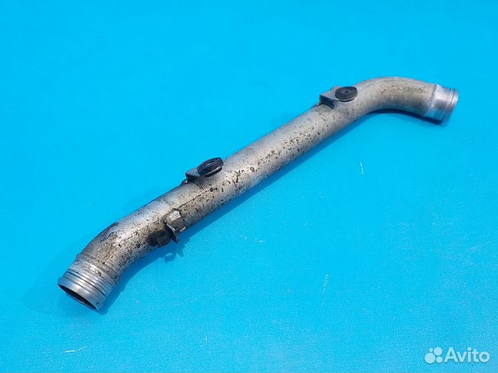 Патрубок интеркулера volkswagen Touareg 2002-2010