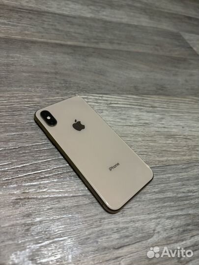 iPhone Xs, 64 ГБ