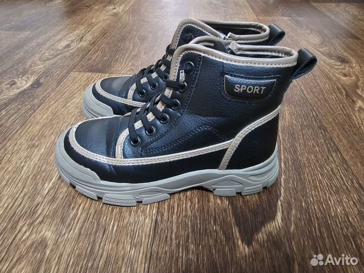 Ботинки для девочки