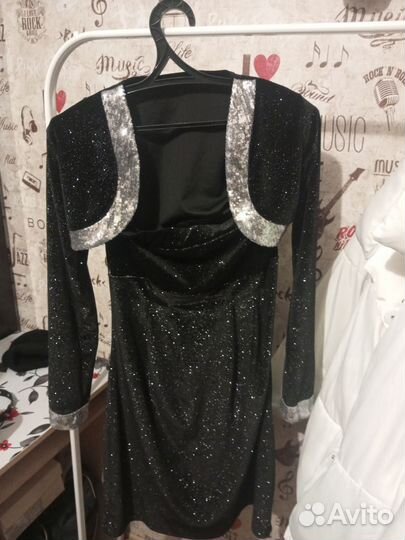 Вечернее платье