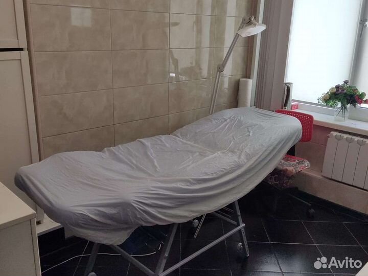 Кабинет лашмейкера, маникюра, косметолога