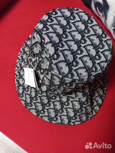 Шляпа женская. Новая
