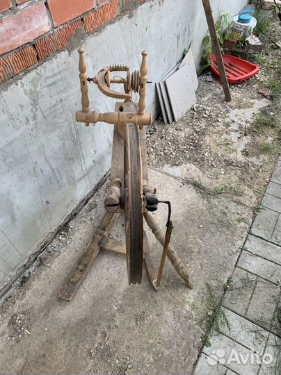 Прялка деревянная старинная