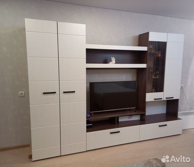 Стенка в гостиную бу