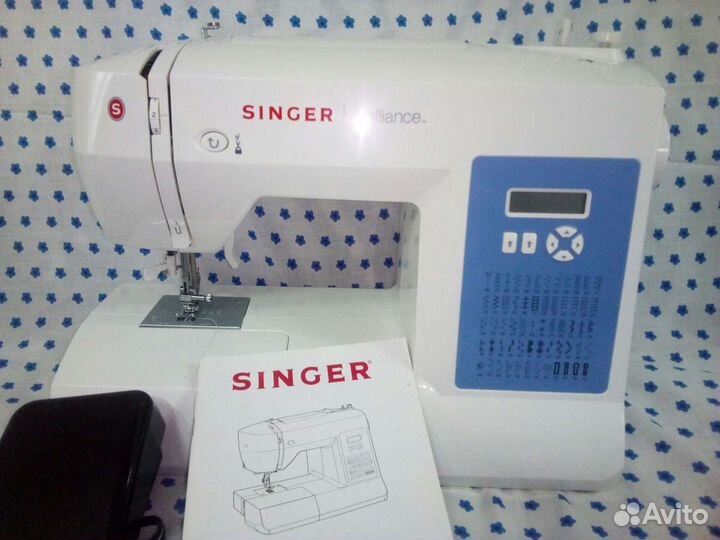 Швейная машинка зингер
