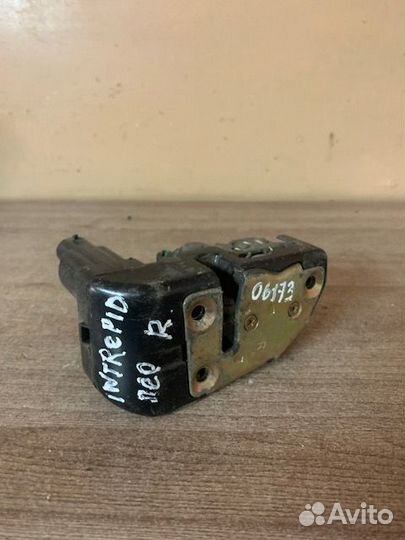 Замок передний правый Interpid