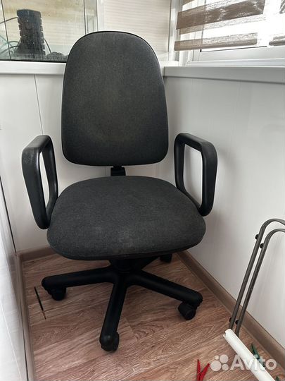 Компьютерное кресло бу