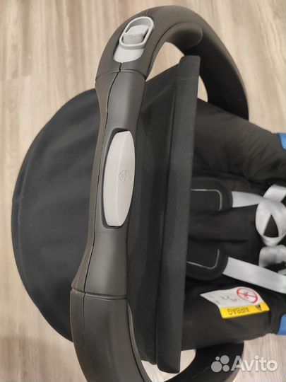 Практически новое Britax romer автолюлька