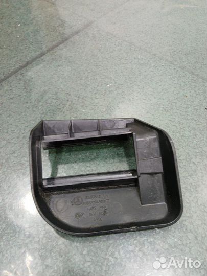 Заглушка полозьев сиденья Mercedes-Benz M-Class