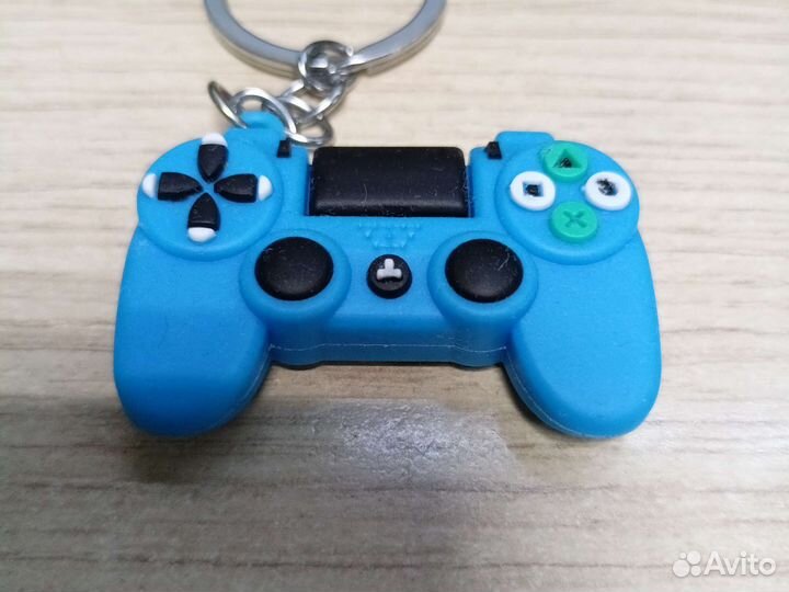 Брелок джойстик ps4