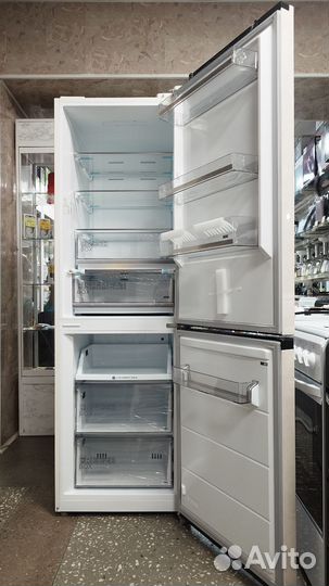 Холодильник новый