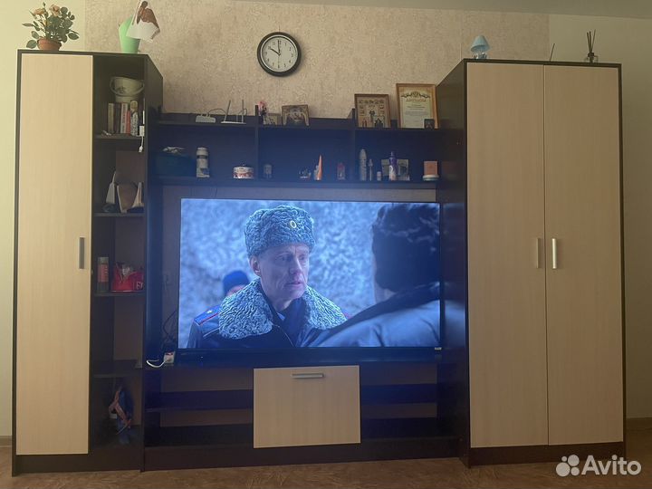 Стенка в гостиную