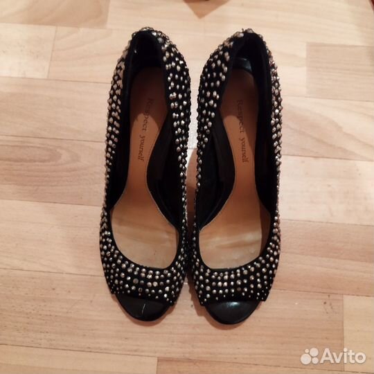 Продам туфли