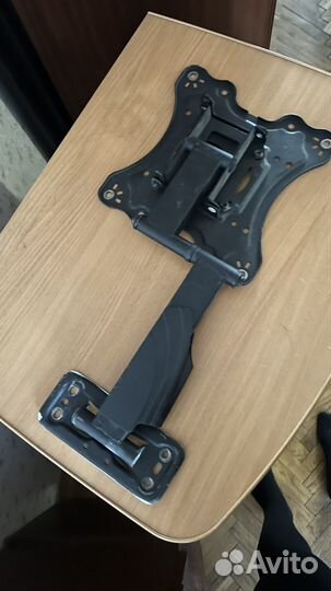 Кронштейн для телевизора