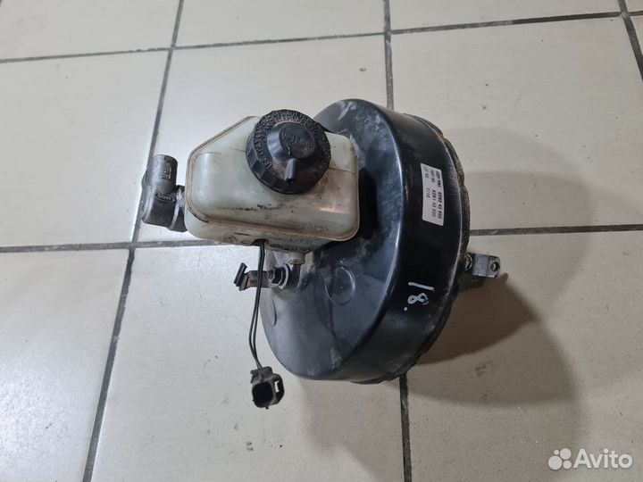 Вакуум главный тормозной цилиндр Kia Spectra