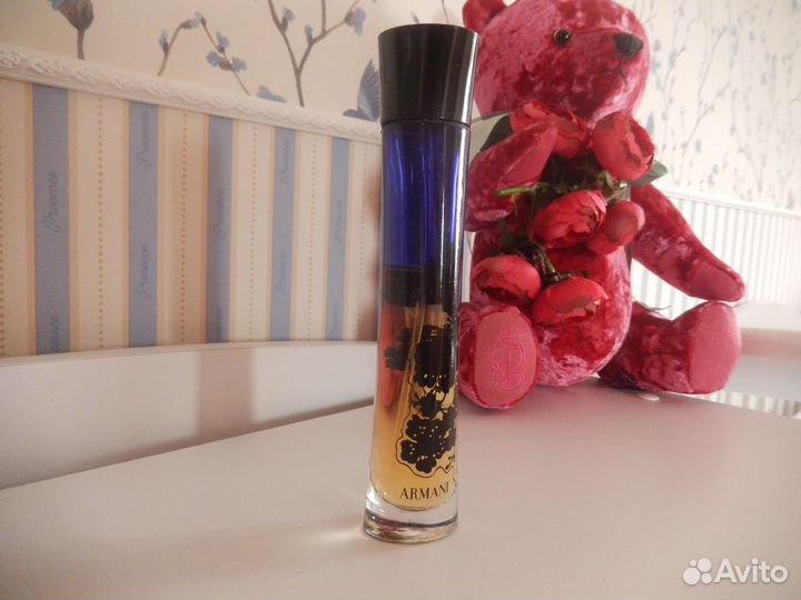 Женская парфюмерная вода, духи