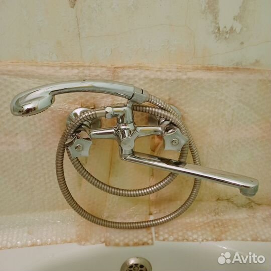 Смеситель для ванны с душем бу