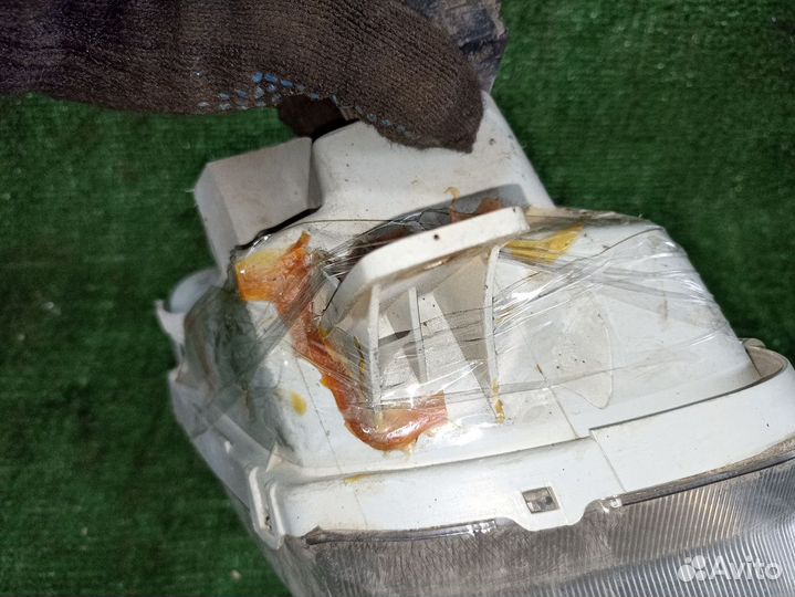 Фара правая Hyundai Accent II (1999—2012)