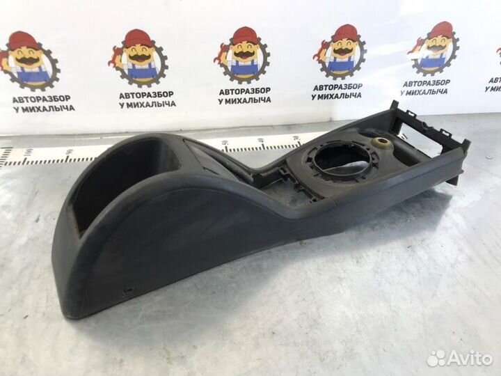 Консоль центральная Renault Megane BM 2002- 2009