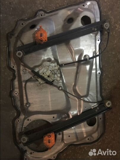 Стеклоподъемник передний правый для Ауди А8 Д3