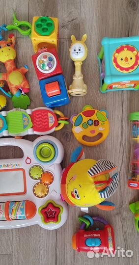 Развивающие игрушки пакетом с рождения до 2 лет