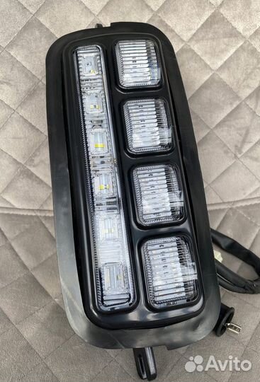 Надфарники Нива новые подфарники