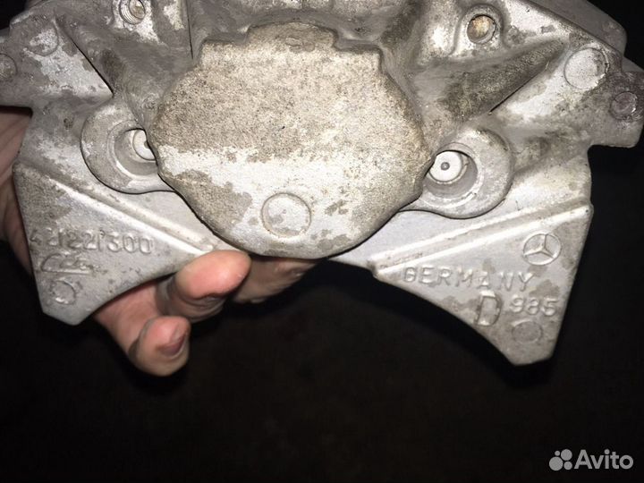 Mercedes суппотр тормозной задний