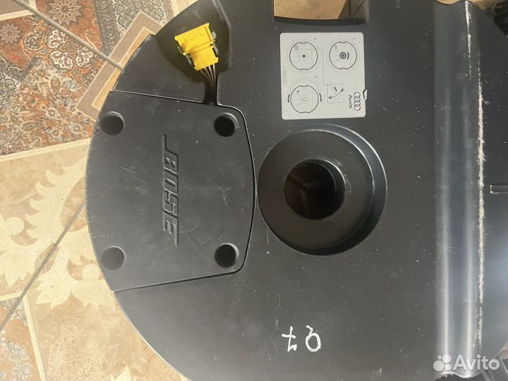 Ауди ку7 Сабвуфер и усилитель audi Q7 4L