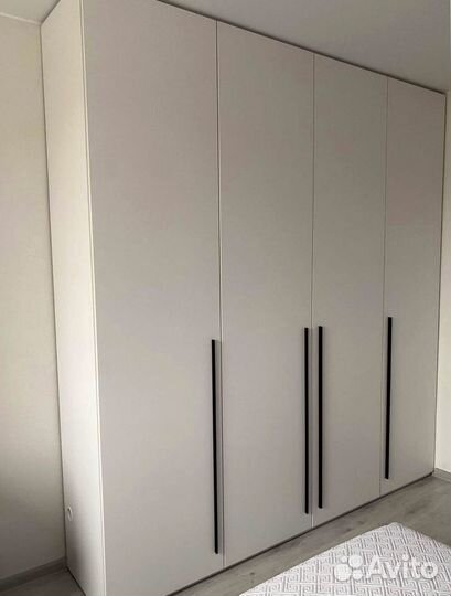 Гардеробный шкаф 