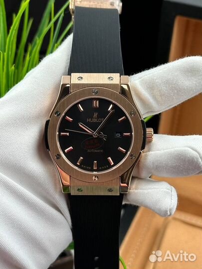Часы Hublot
