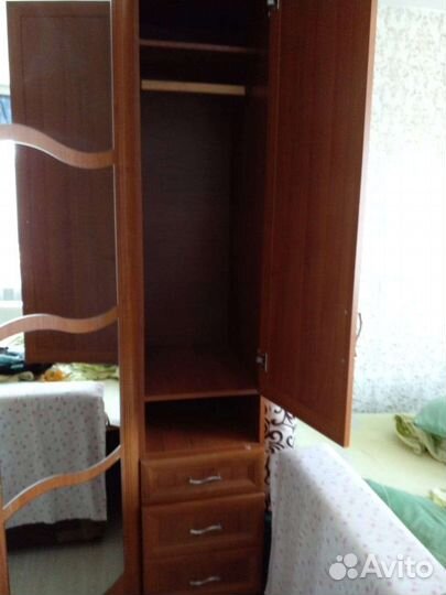 Угловой шкаф с зеркалом бу