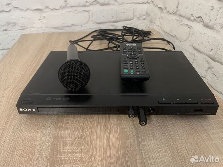 Домашнее караоке sony DVP-SR550K