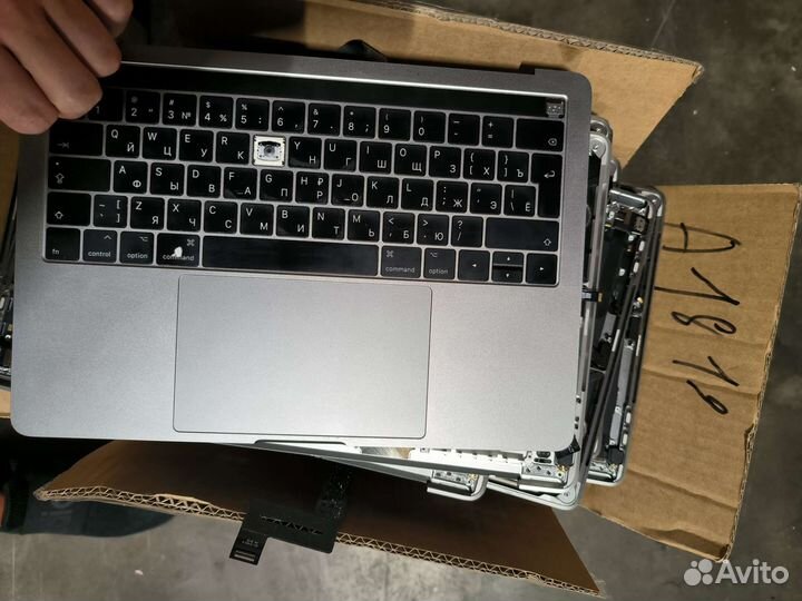 Топкейс Mac book Top case A1819