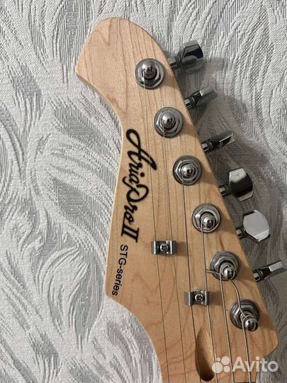 Леворукая электрогитара aria STG-004-L BK