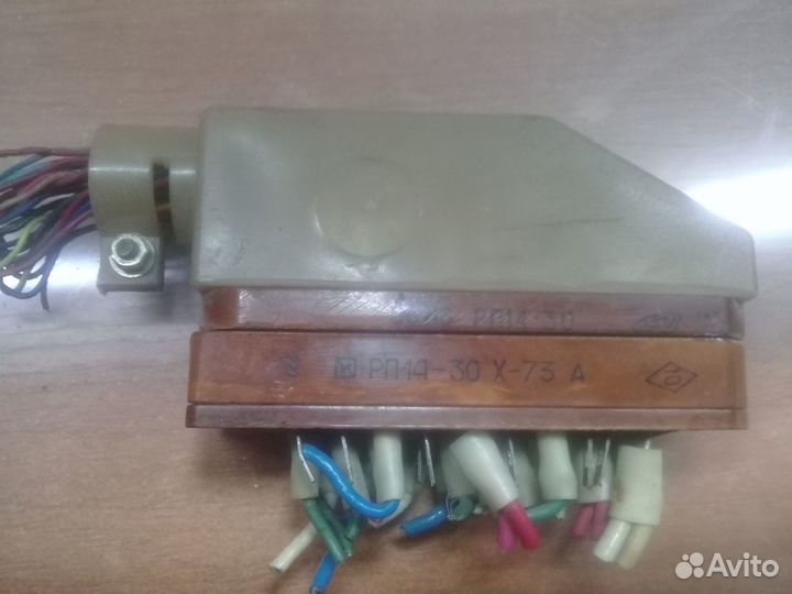 Контакная панель со штырями