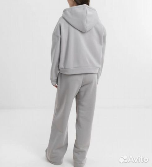 Спортивный костюм женский