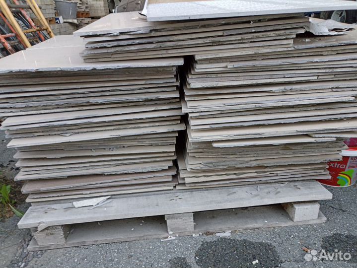 Плитка напольная керамогранит бу