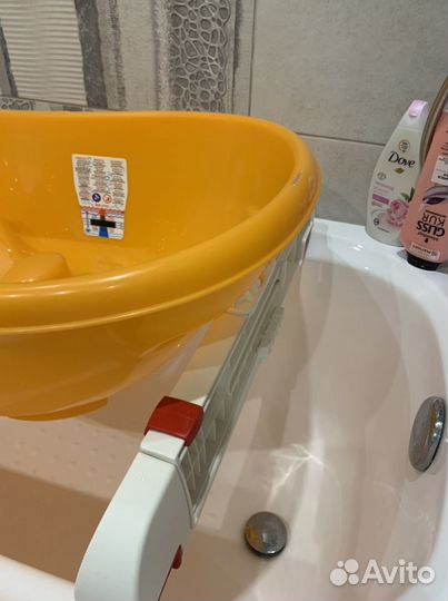 Детская ванночка для купания с подставкой OK Baby