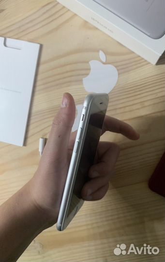 iPhone 7, 256 ГБ