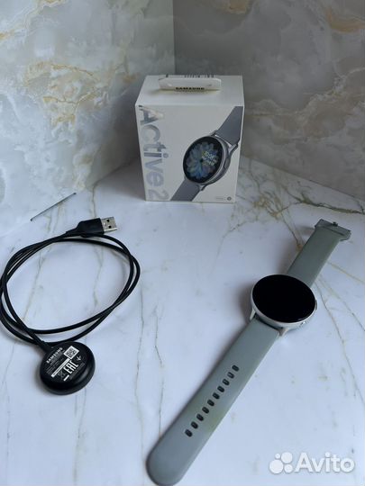 Смарт-часы Samsung Galaxy Watch Active 2 44мм