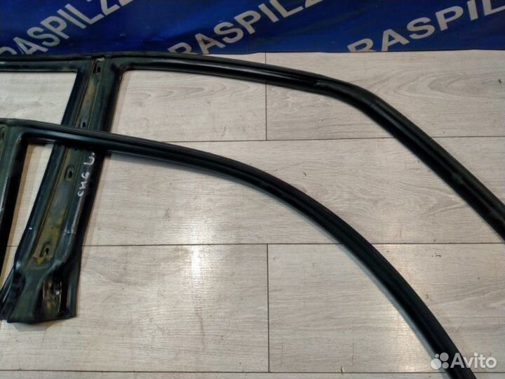 Уплотнительная резинка Toyota Chaser GX100 1GFE