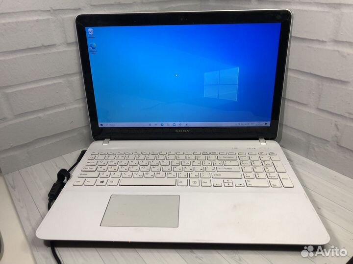 Игровой ноутбук sony 2 видеокарты/i3
