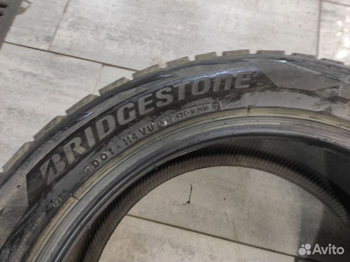 Bridgestone Blizzak DM-V2 235/55 R19 и 255/50 R19