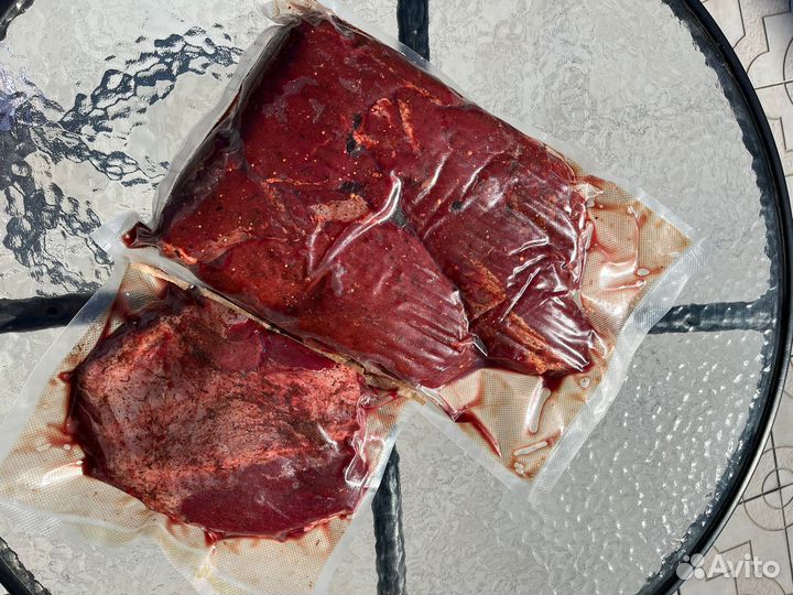 Домашняя колбаса из лося, тушёнка, копченое мясо