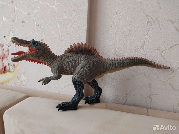 Спинозавр 65см