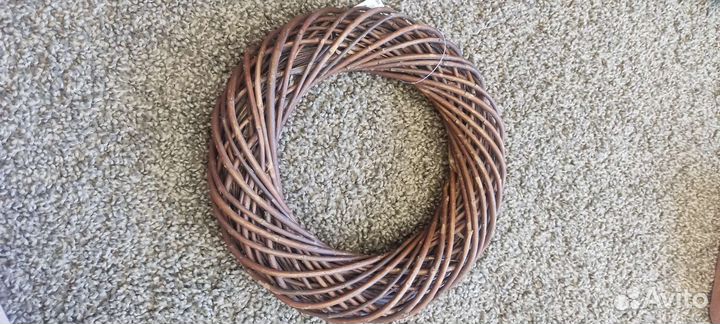 Венок из ивового прута новый, натуральный