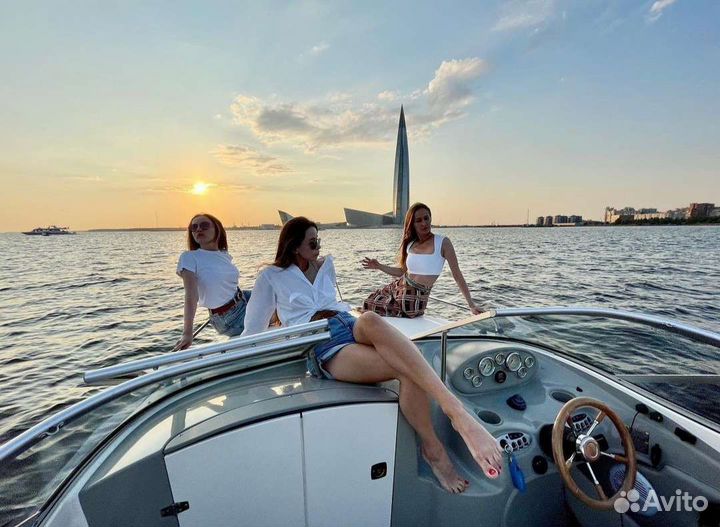 Аренда катера с капитаном. До 8 человек